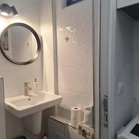 Apartman Metrou Pacii Cu Parcare Privata Inclusa *